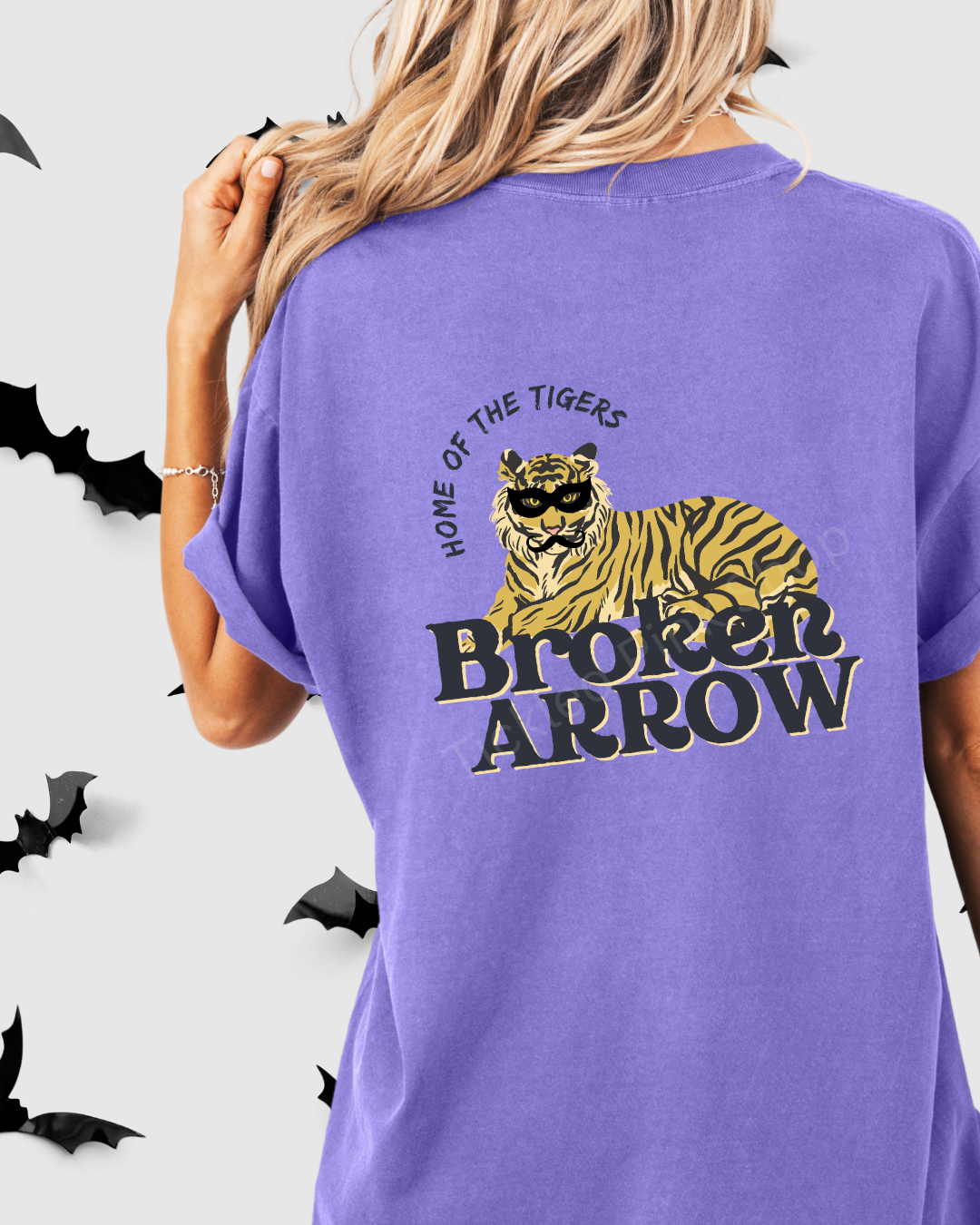 Tigers Like To Dress Up Too CC Tee (Short/Long Sleeve- 2 Color Options)